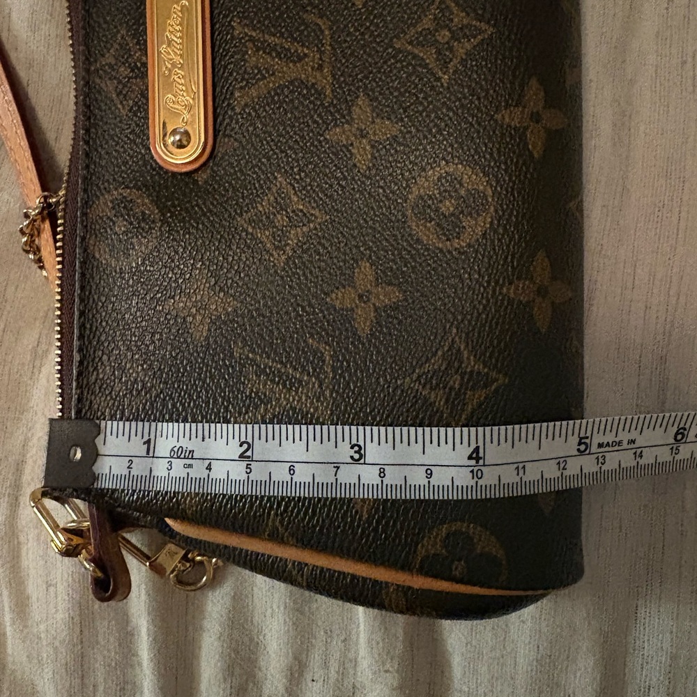 LOUIS VUITTON Monogram Eva Clutch Cross-Body Bag - Picture 6 of 6